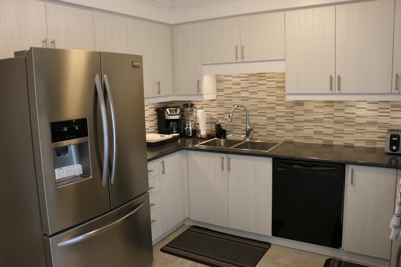 Newton Villa Emerald House ブランプトン エクステリア 写真